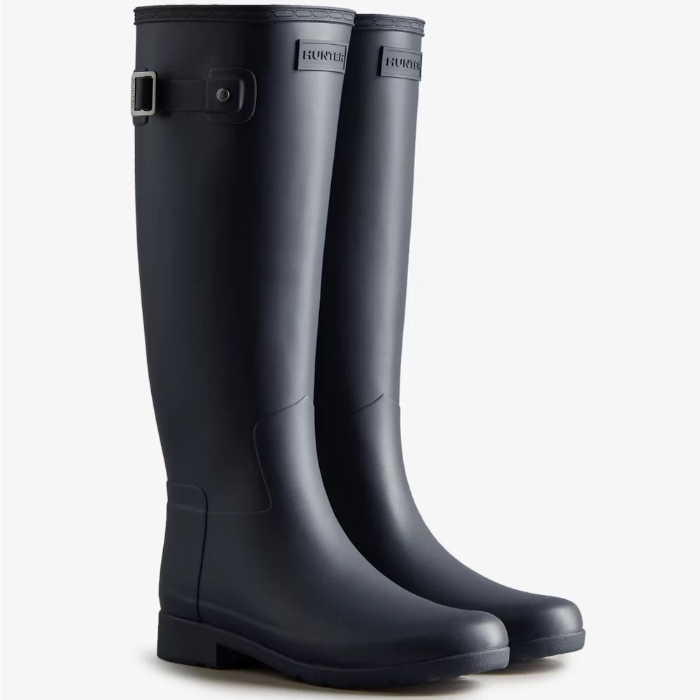 Women’s Refined Slim Fit Tall Rain Boots (NWOT)